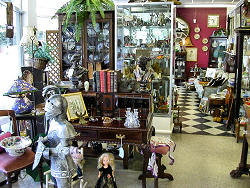 inside Lakeland Floirda antique shop