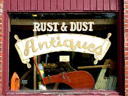 Rust & Dust Antiques