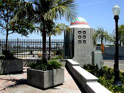 park near freeway