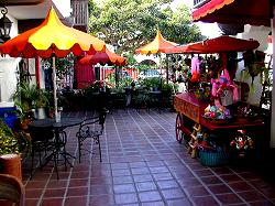 walk at Bazaar del Mundo